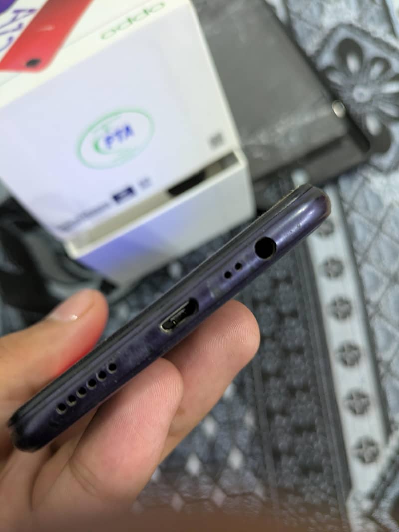 OPPO A12e 1