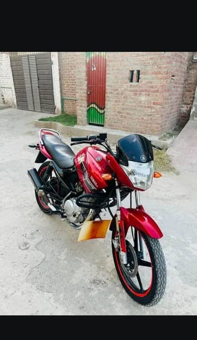 YBR 125