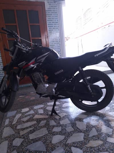 YAMAHA 125G 2017