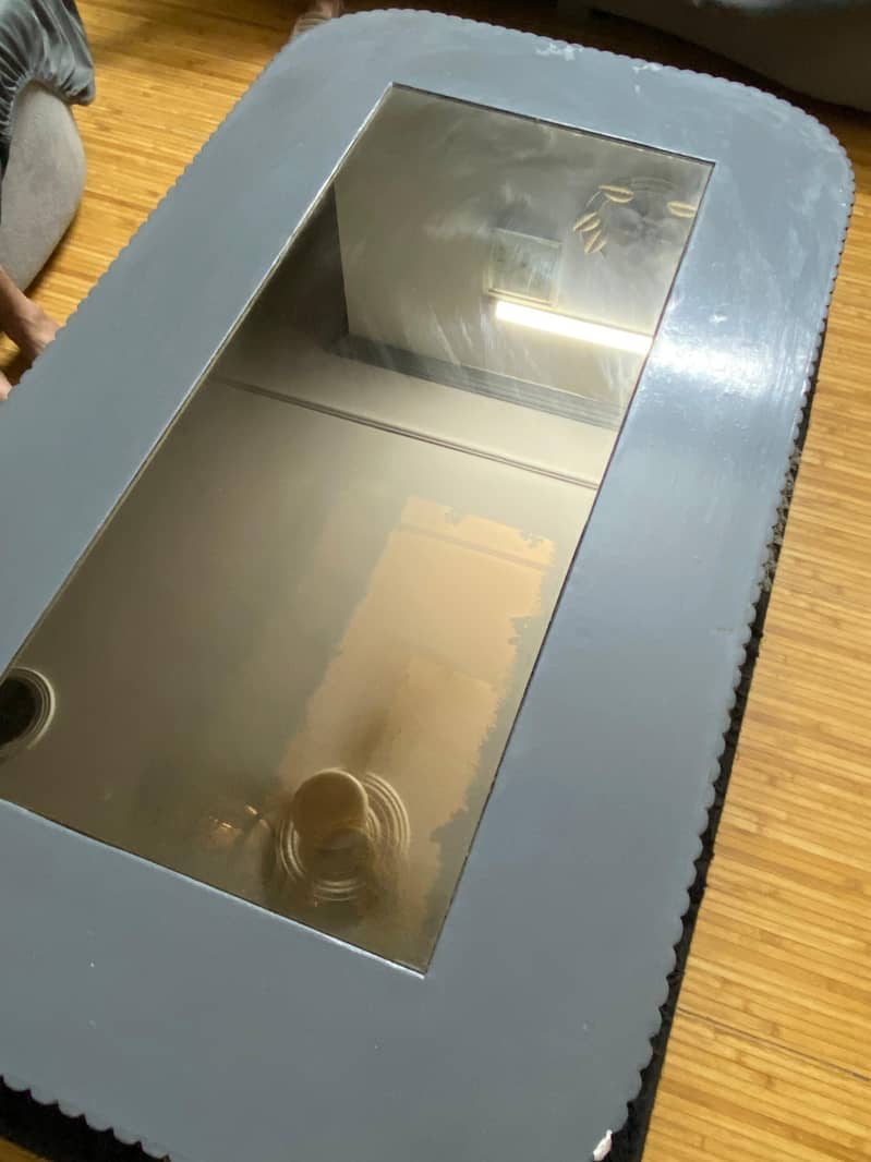 Mirror table 1