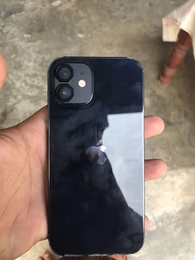 Apple iPhone 12