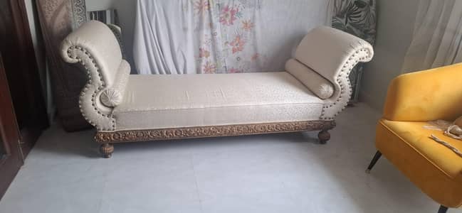 Dewan for Sale