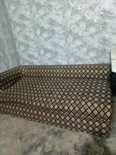 good condition sofa 3 plus 1 seetar 0/3/0/7) 8/8/3/7/4/2/8