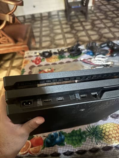 PS4 Pro 1TB - Jailbreak
