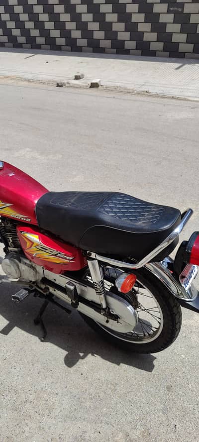 Honda 125 model 2021 first owner engine seald