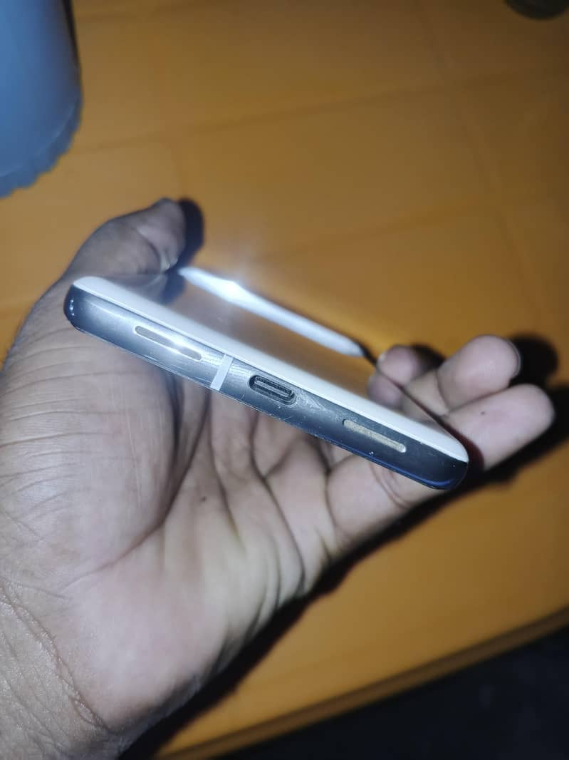 Google pixel 7 pro 2