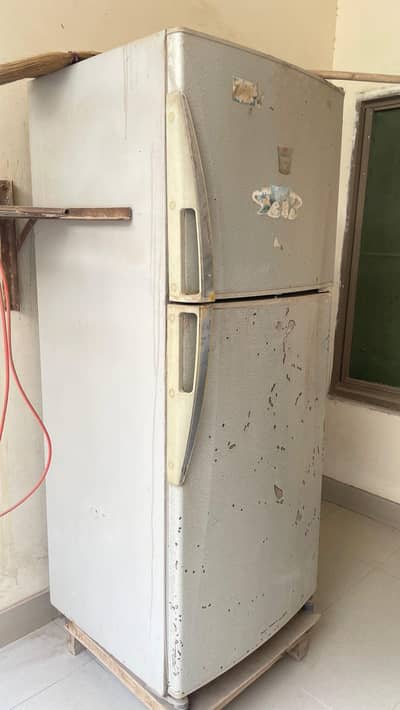 Fridge ( Dawlance)