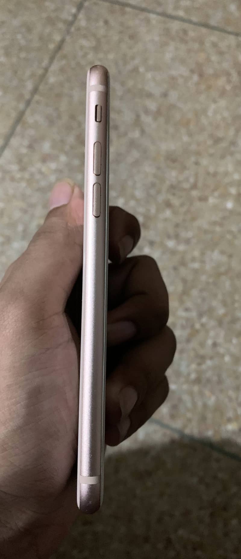 Apple iPhone 8 1
