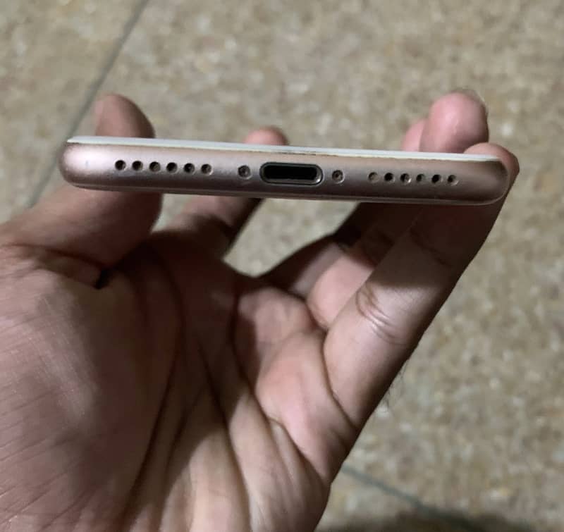 Apple iPhone 8 2