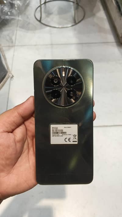 Realme 12