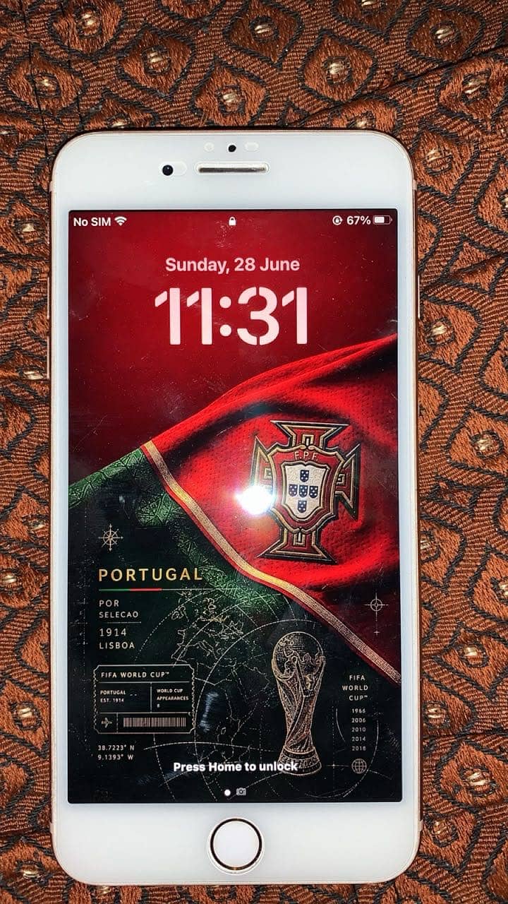 Apple iPhone 8 Plus 5