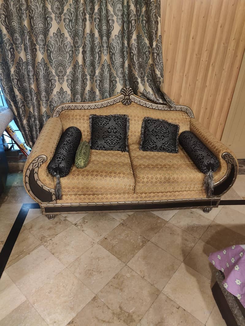 sofa two seater 2
