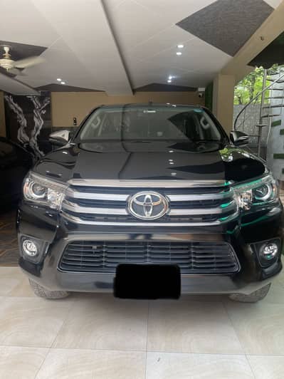 Toyota Hilux V 2.8 special edition for sale