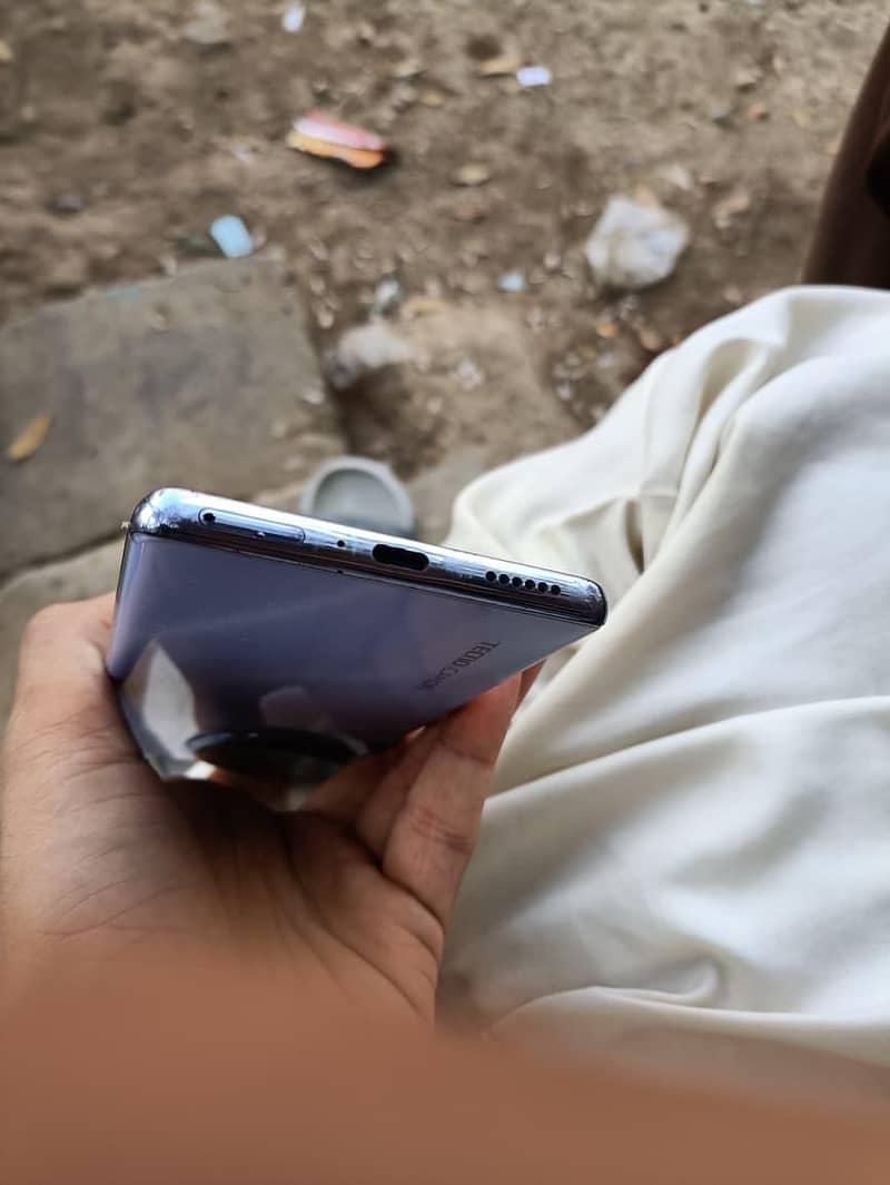 tecno 5