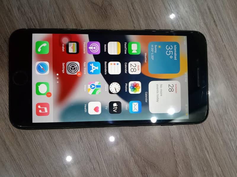 Apple iPhone 7 Plus 4