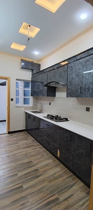 10 Marla Spacious Upper Portion Available In G-13 For rent