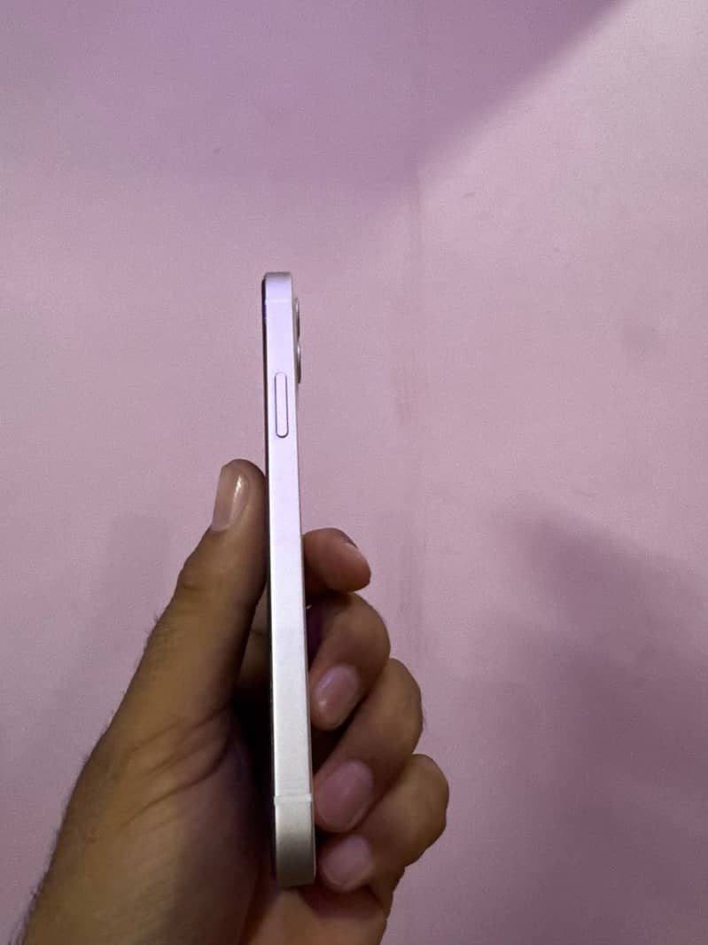 IPHONE 12 4