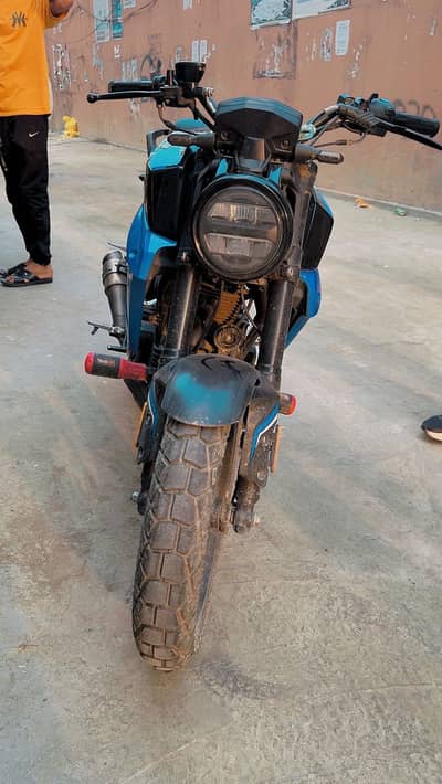 Super Star 200R