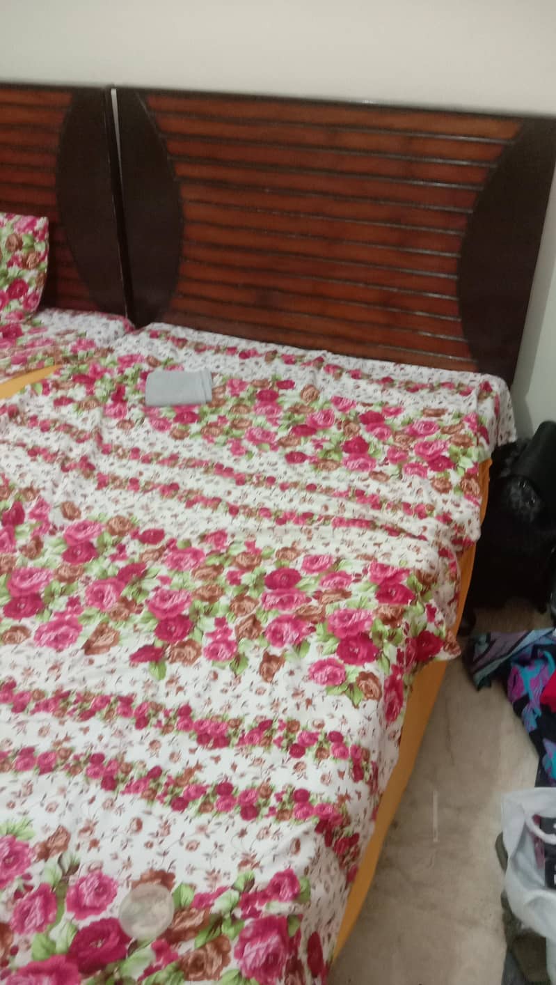 Two Single beds  6