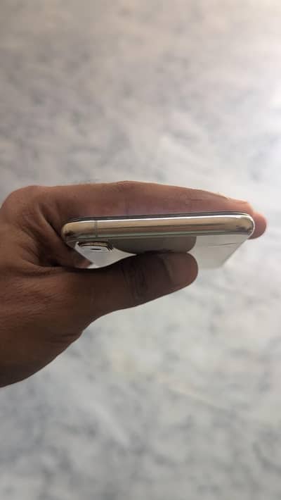 Apple iPhone XS