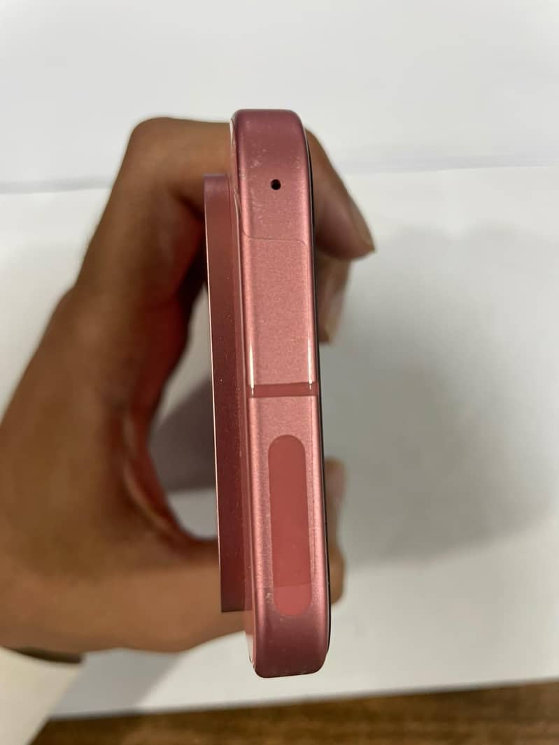 Google Pixel 9 6