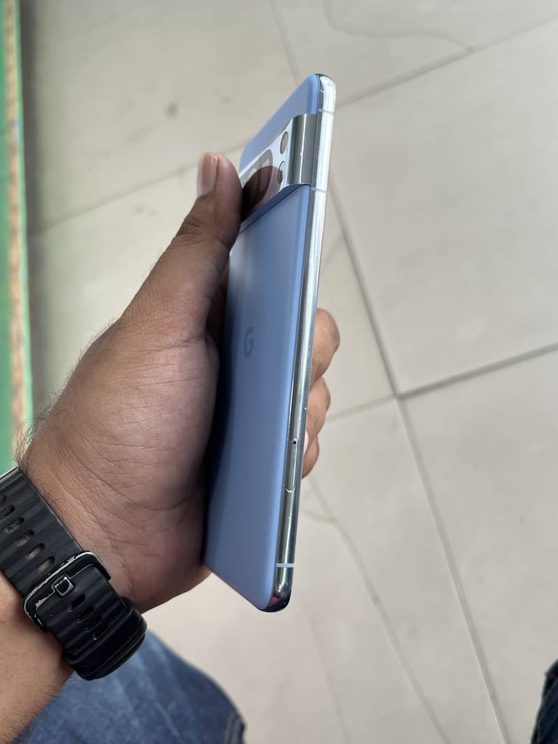 Google 8 pro Official 0