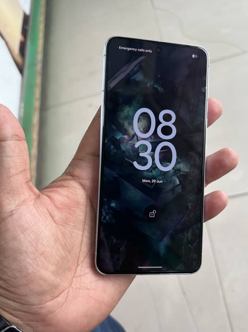 Google 8 pro Official 2