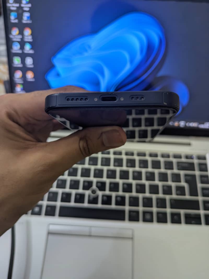 Apple iPhone 14 JV 1