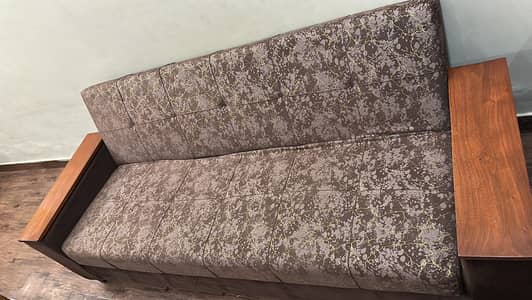 Elegant Velvet Sofa-cum-Bed.