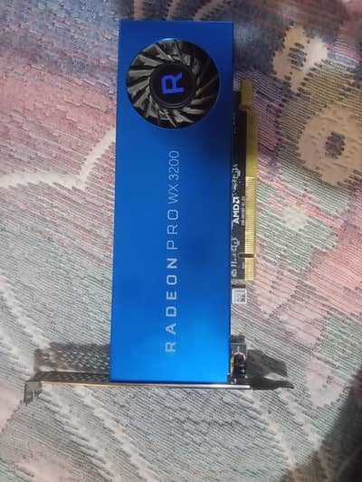 AMD Pro Wx 3200 For 10k! With Converter 4x Mini Display Port