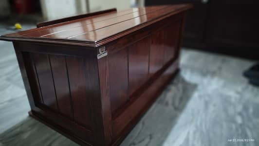 Premium Custom Quran Majeed Reading Desk – Brand New Luxury Woodwork