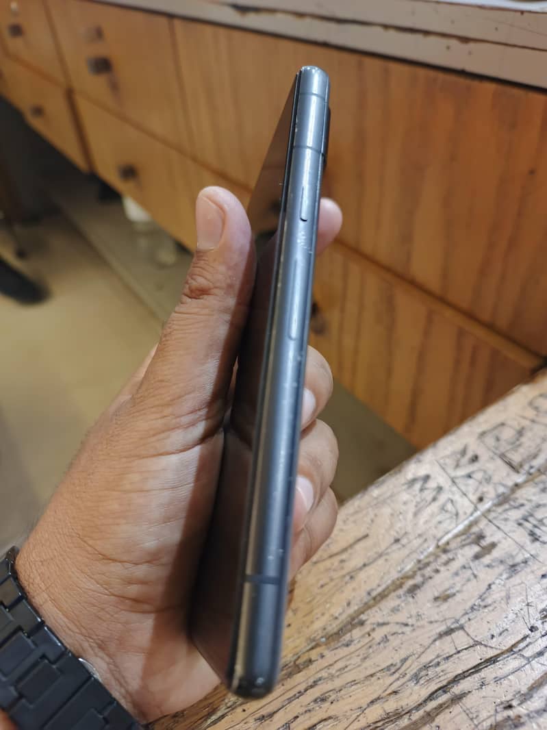 Google Pixel 7a 4