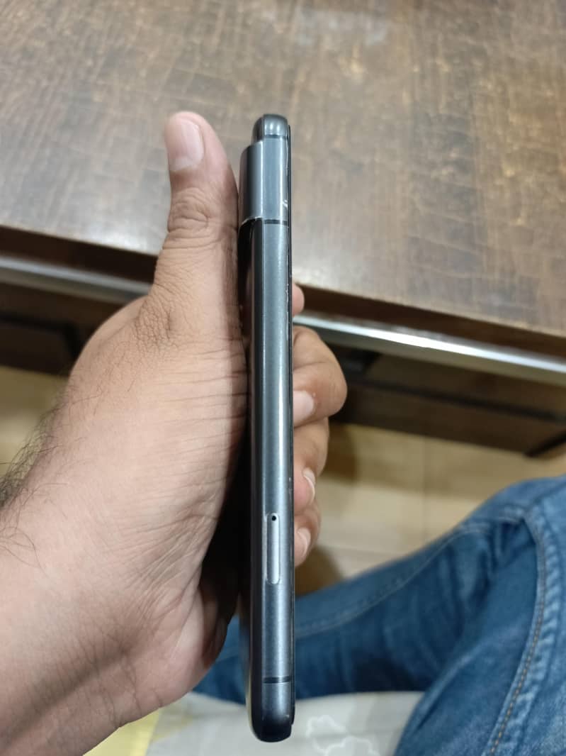 Google Pixel 8 2