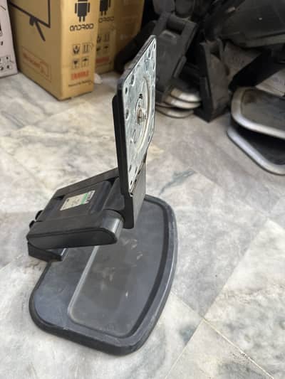 Dell stand table 100 pcs 17” to 24”