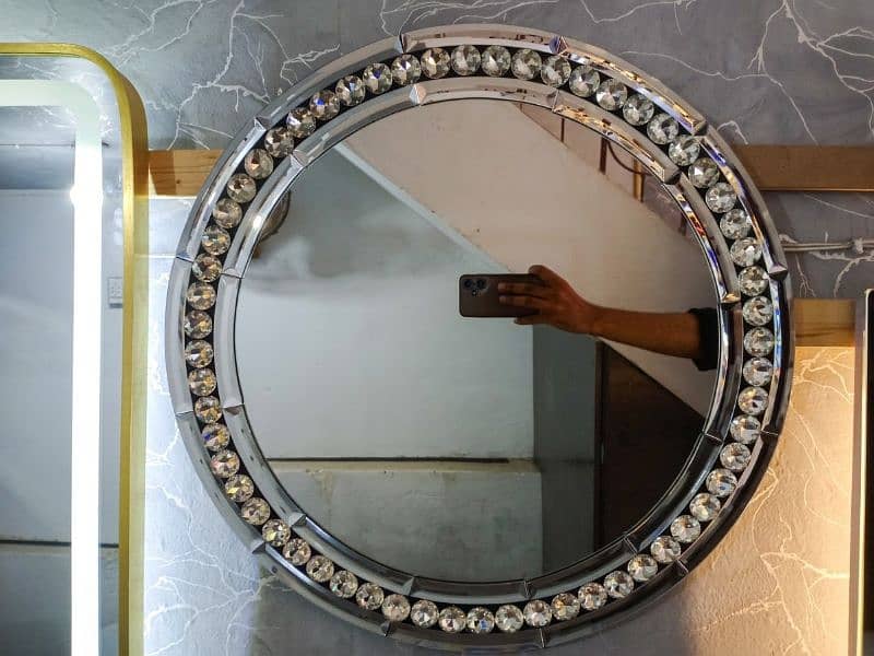 mirror 4