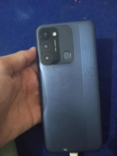 Tecno Spark 8C