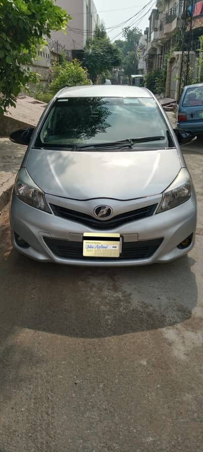 Toyota Vitz 2013