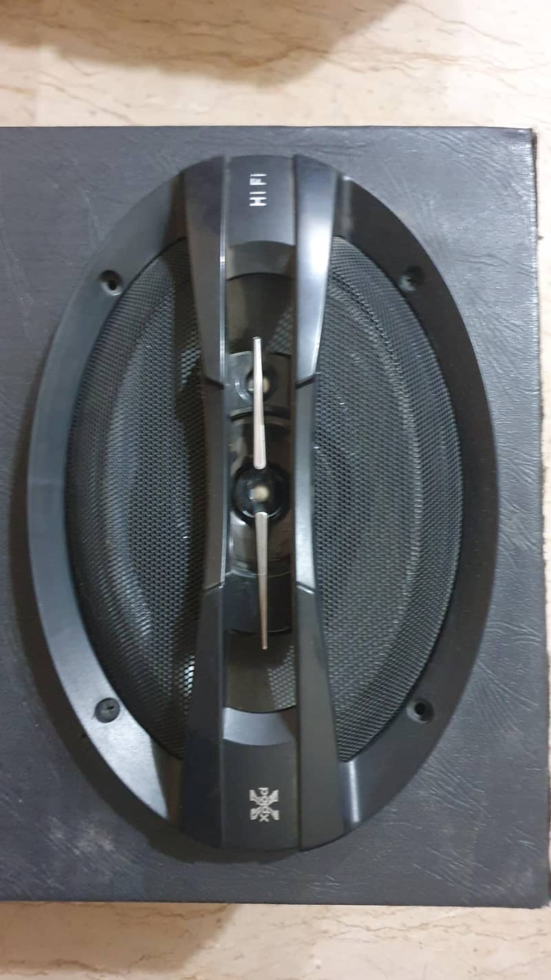 subwoofer 1