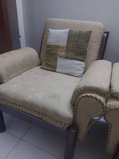 5 seater sofa set in beige colour