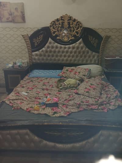 bed and dtressing for sale