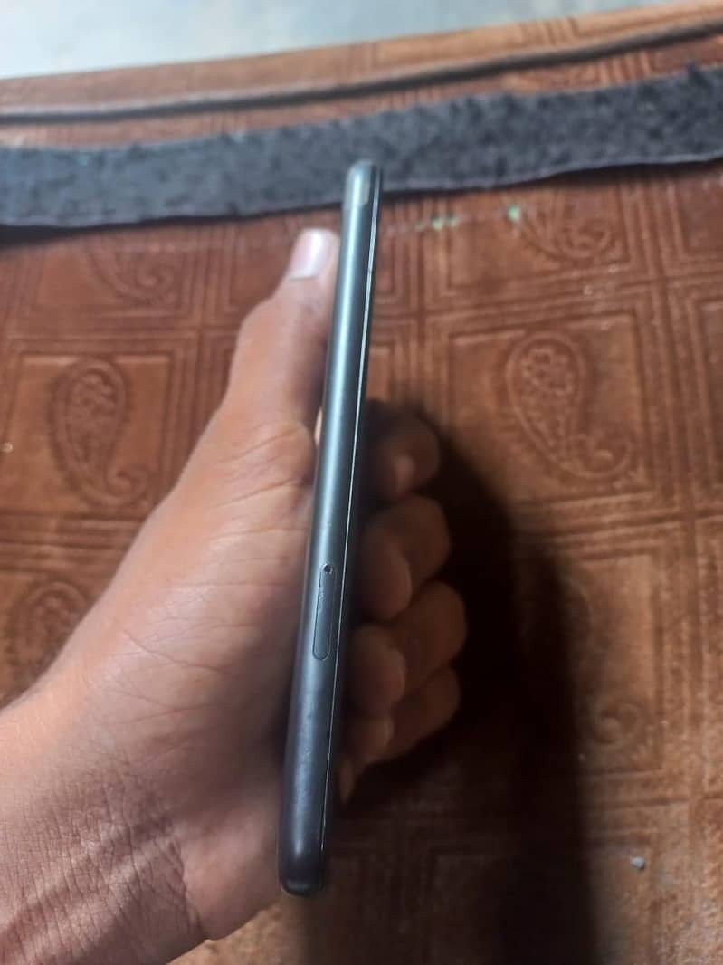 Google Pixel 4a 6