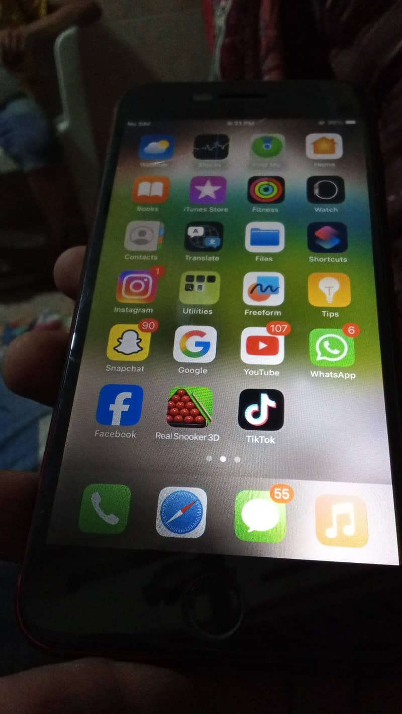Apple iPhone 8 Plus 1