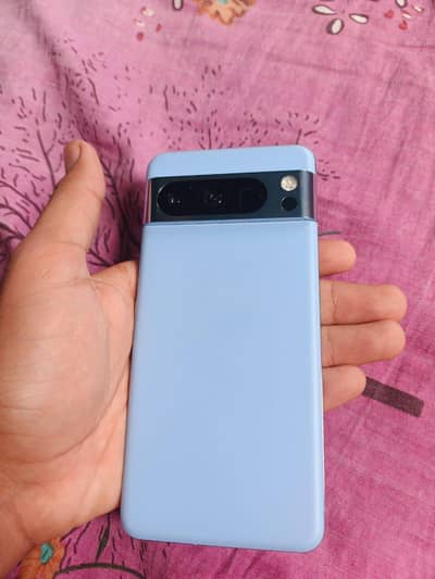 Google Pixel 8 Pro