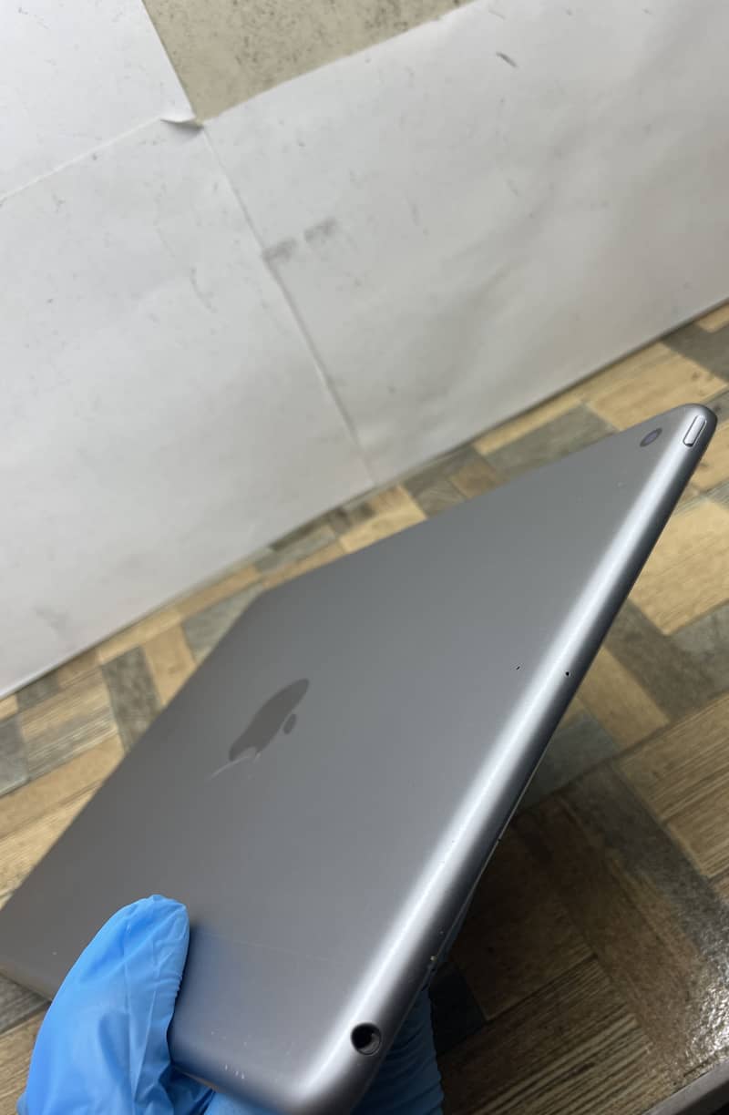 iPad 6th Gen 3