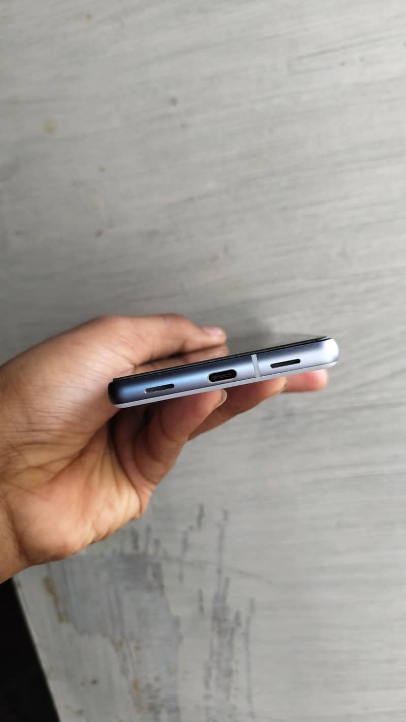 Google Pixel 7a 3