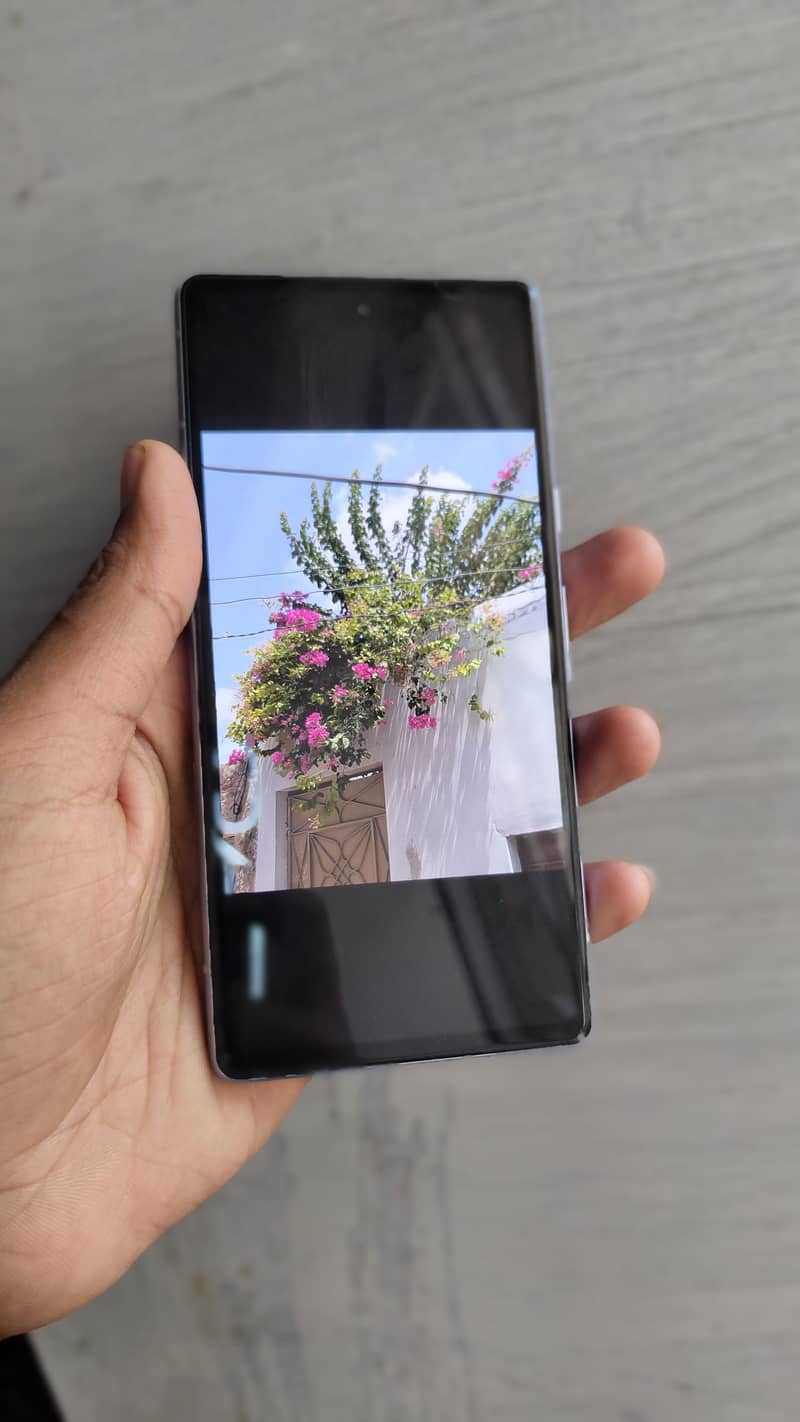 Google Pixel 7a 5
