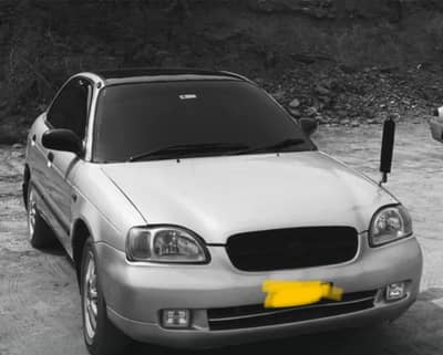 Suzuki Baleno 2004