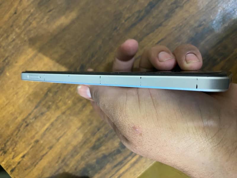 Oppo A3 4