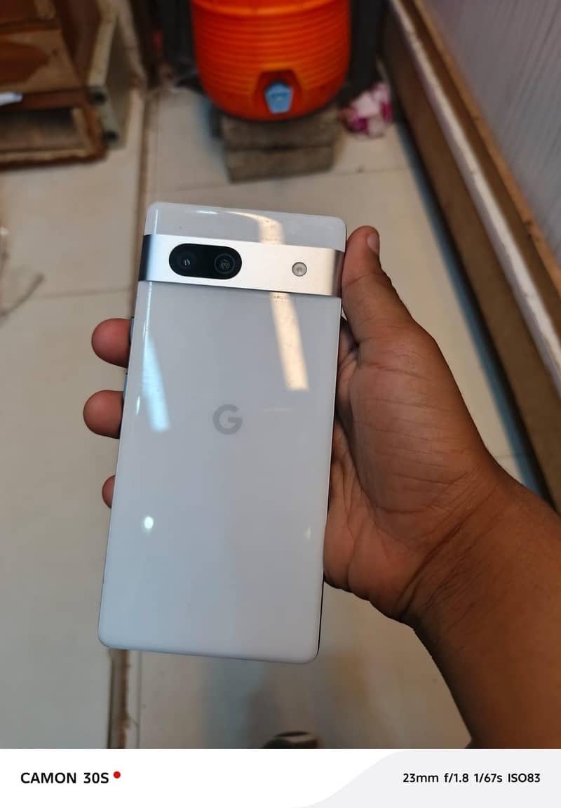 Google Pixel 7a 2