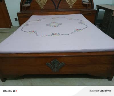 Medium size bed